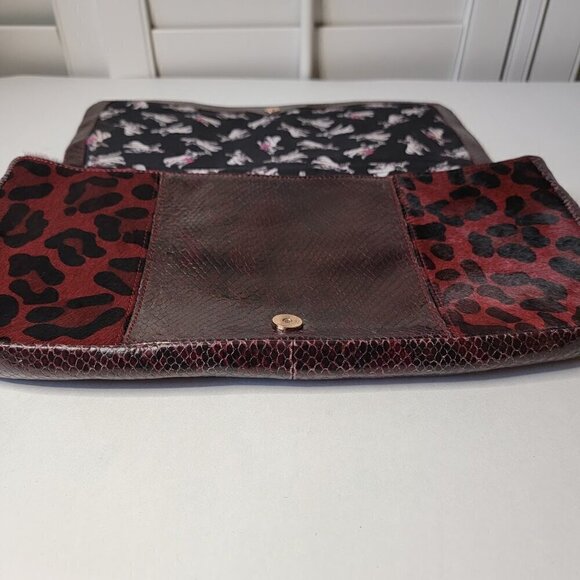 Ted Baker Oxblood Leopard Print Clutch - See Photos, Some Fading But Still Great - Picture 5 of 12